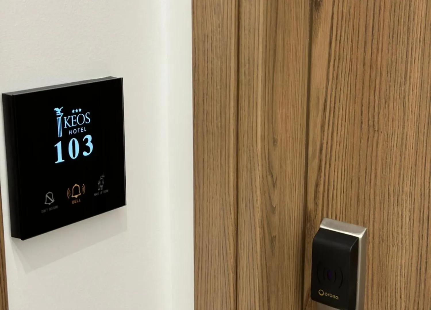 ***  Keos Hotel Sarandë Albânia