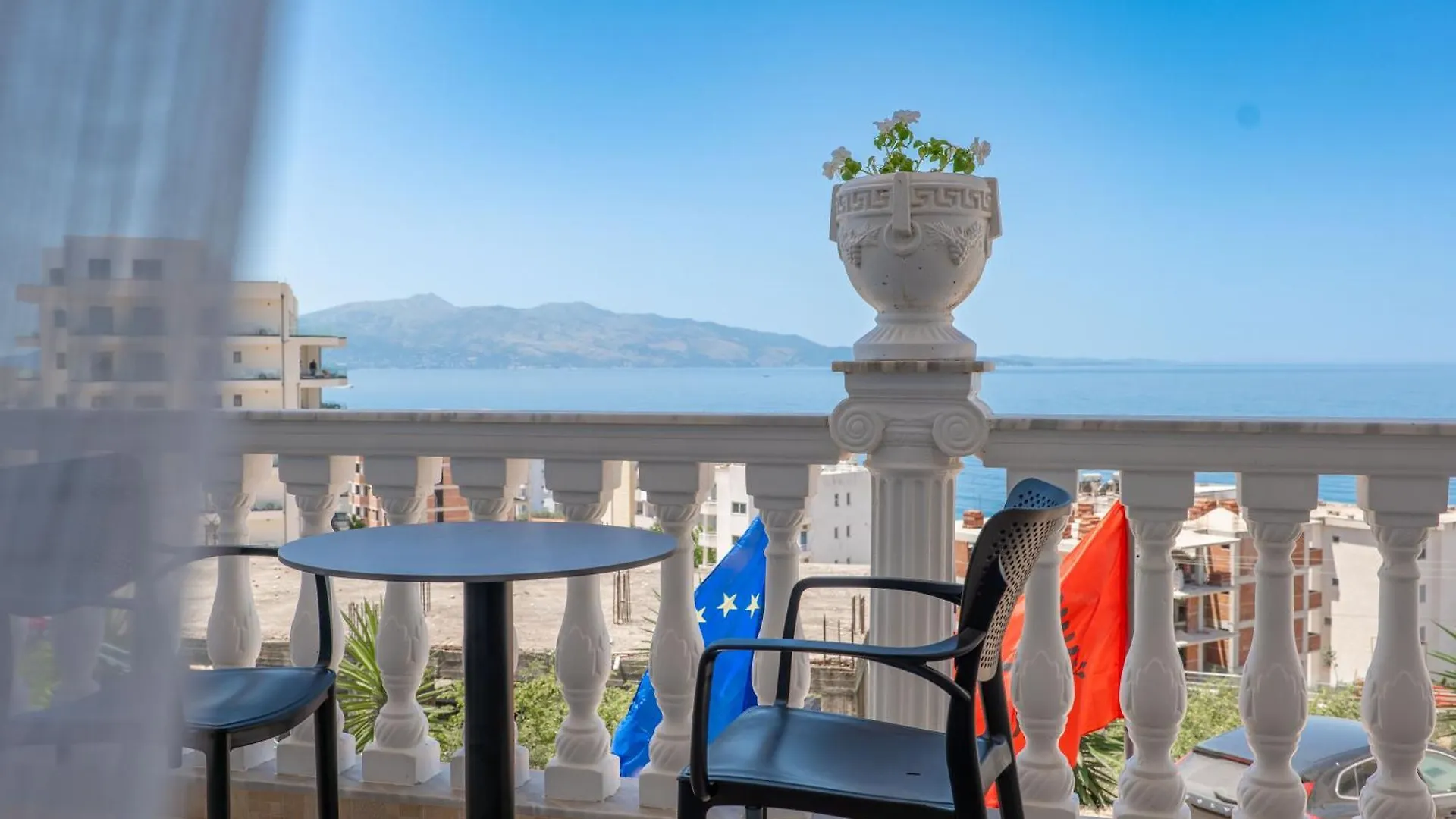 Keos Hotel Sarandë 3*,  Albânia