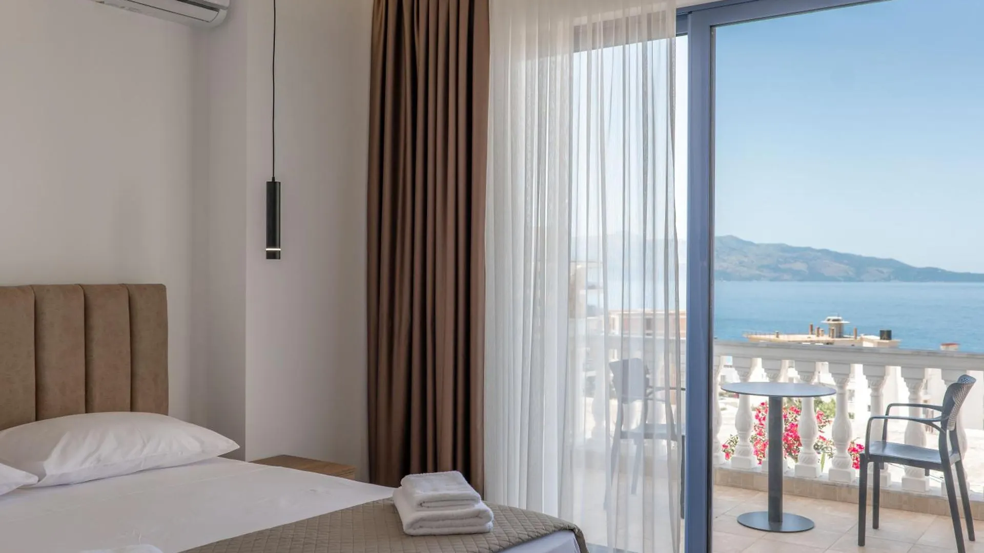 Keos Hotel Sarandë