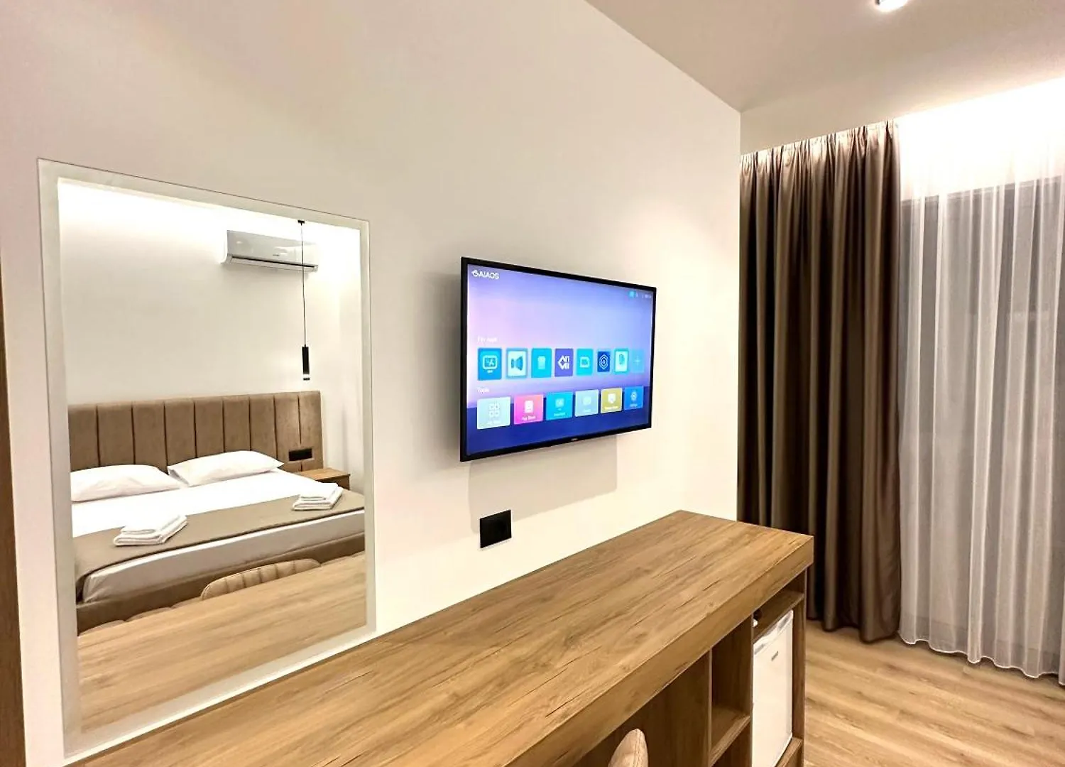 Keos Hotel Sarandë Albania