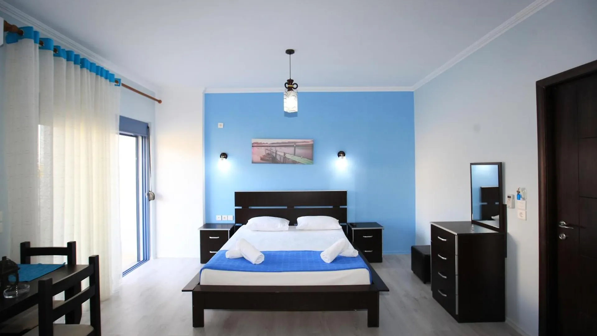 ***  Keos Hotel Sarandë Albania