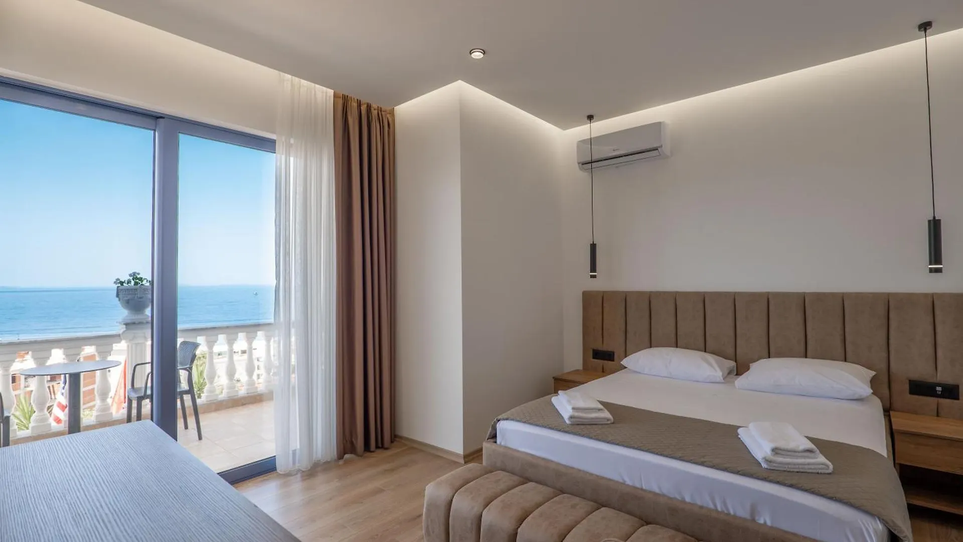 Keos Hotel Sarandë