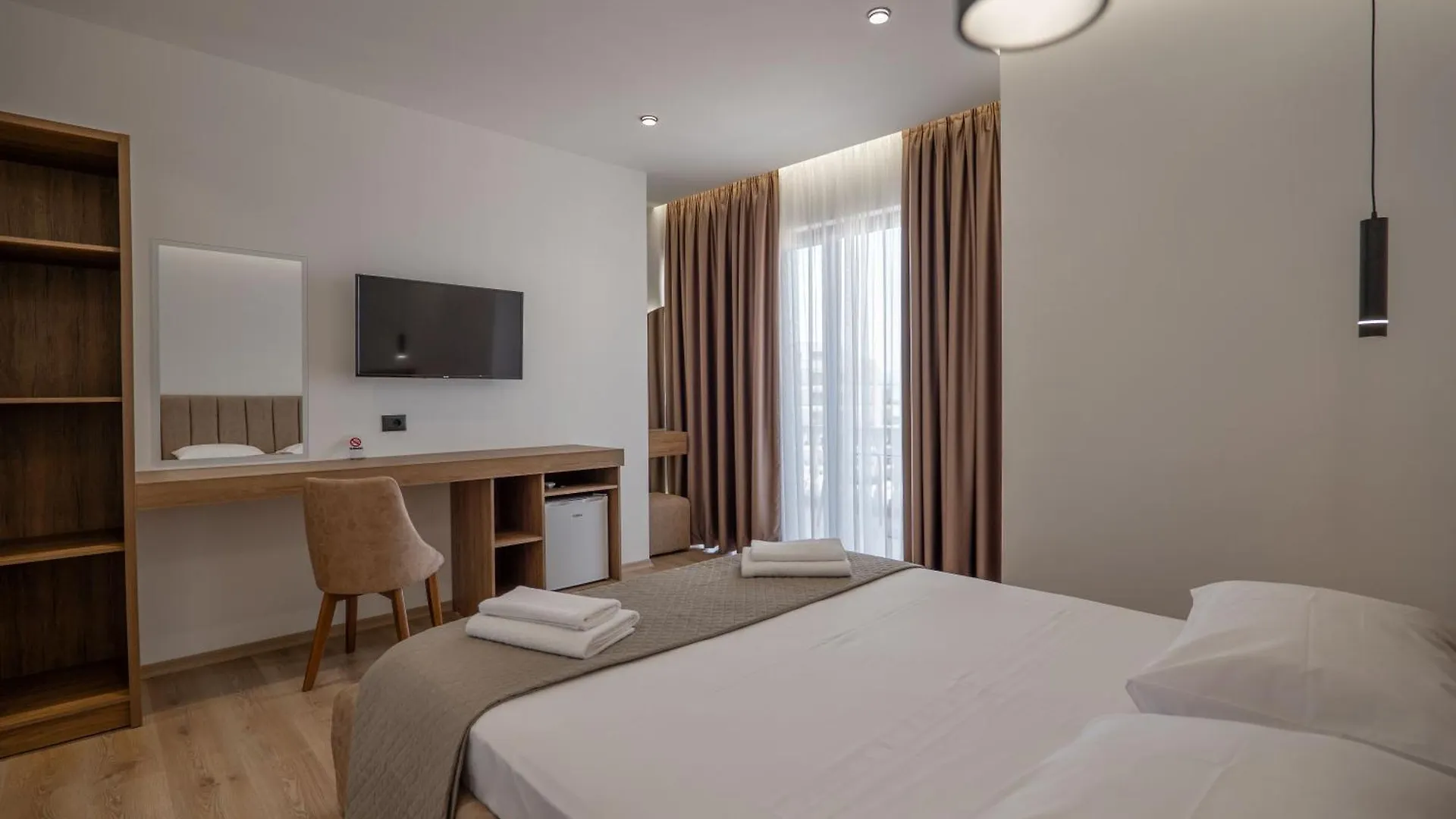 Keos Hotel Sarandë