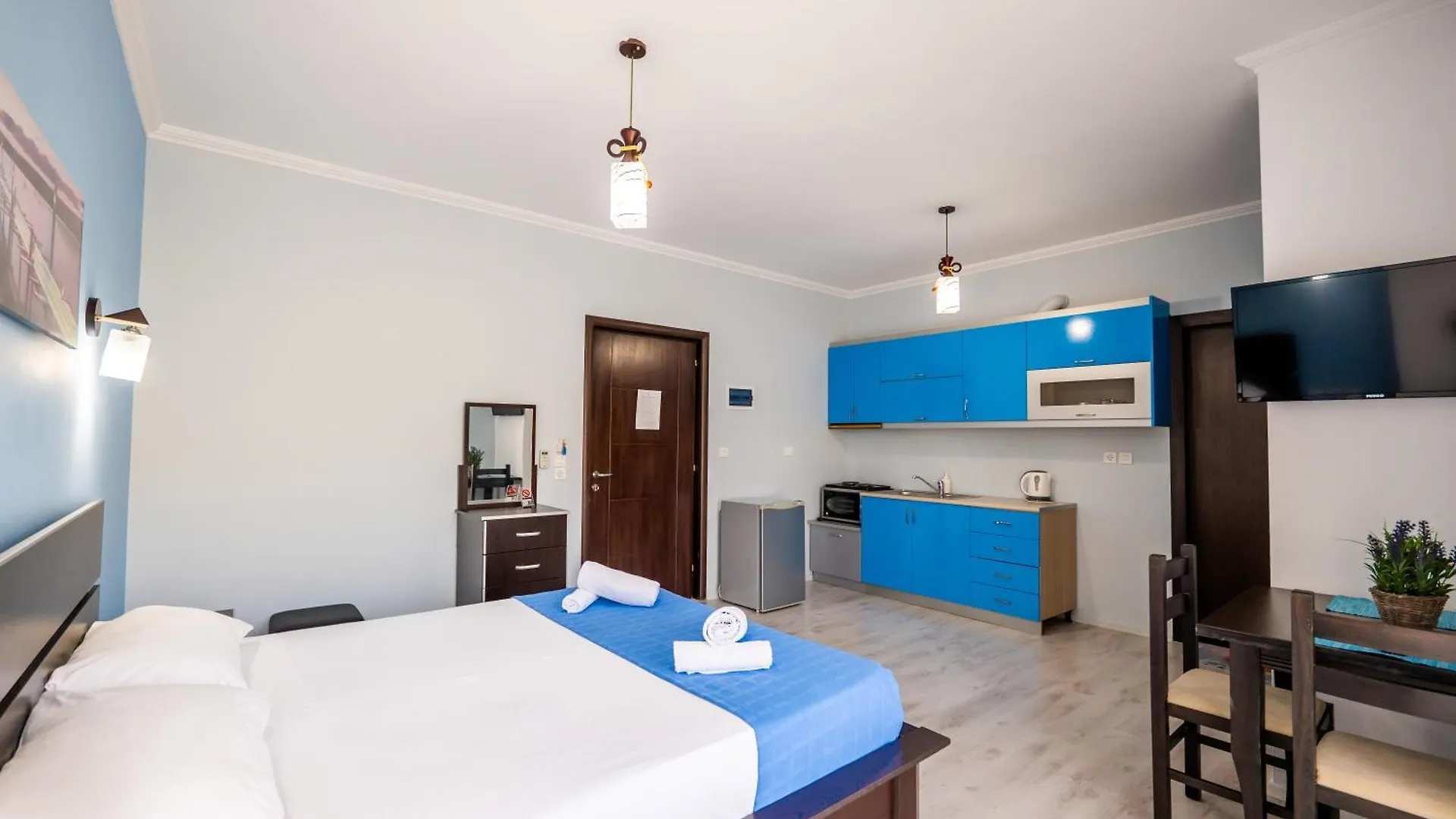 Keos Hotel Sarandë Albania