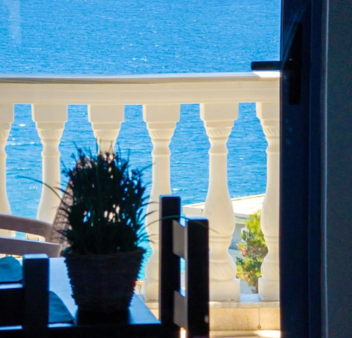 Keos Hotel Sarandë